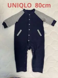 UNIQLO ネイビー・グレー ボタン付きロンパース