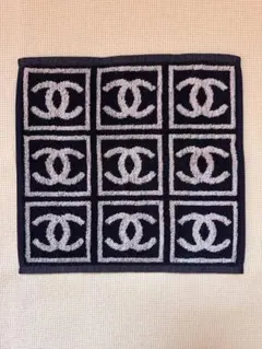 CHANEL ココマーク 総柄 ハンドタオル　ネイビーのサムネイル