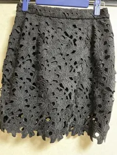 rienda 黒 花柄 レース タイトスカート Mのサムネイル