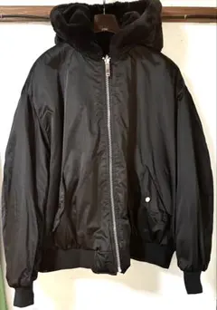 ZARA リバーシブルボンバージャケットMA-1 ファージップパーカー　サイズS