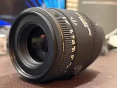 SIGMA 70mm F2.8 DG MACRO PENTAX Kマウントのサムネイル