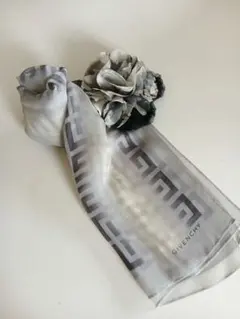 GIVENCHY ジバンシー スカーフ ショール　ストールのサムネイル