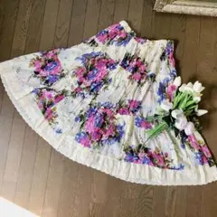 【美品】コットン100 フローラルロングスカート　ピンク 鮮やかお花柄　透け感