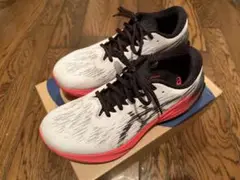 アシックス　ノヴァブラスト3 26センチ