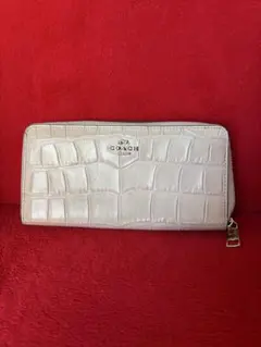 coach 長財布　ピンクベージュ型押し