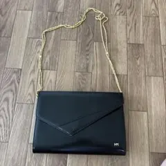 森英恵HM黒合成皮革クラッチバッグ 金チェーンストラップ付き
