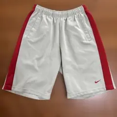 NIKE 短パン　ハーフパンツ　M