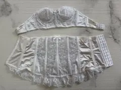 【値下げ中】セモア　ブライダルインナー B75 巾着付き 値下げ中】セモアブライダルインナー B75 巾着付き