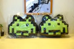 【新品/2個】スペースインベーダー誕生45周年記念 蓄光ぬいぐるみクッション