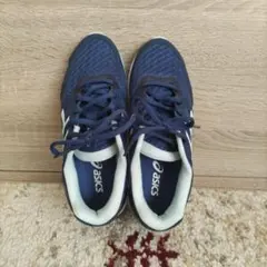 asics レーザービーム*ランニングシューズ*スニーカー23.5cm