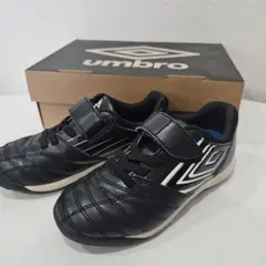 umbro サッカーシューズ ブラック