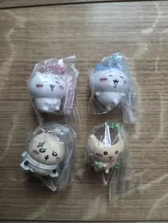 ちいかわ マスコット付きビスケット キーホルダー 4種セット売り