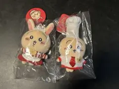 ちいかわレストラン　ホール担当なマスコット(うさぎ) 　コックさんなマスコット