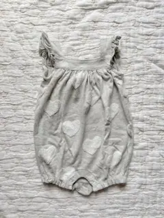 【baby gap】ハート　フリル袖　ロンパース