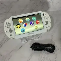 【美品・付属品付き】 PS Vita 2000 ホワイト 白 本体 良品 ソニー