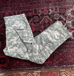 米軍実物 ミリタリー ダブルニー カーゴパンツ 迷彩 デジカモ L/Rのサムネイル