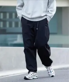 FREAK’S STORE ワイドシルエットストレッチナイロンクライミングパンツ