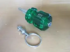 KTCグリップキーホルダー緑、スナップオン マックツール風