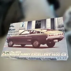 童友社NISSAN SUNNY EXCELLENT 1400 GX 1/24絶版のサムネイル