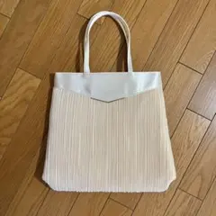 Item thumbnail for item 7d0fc920-09cc-4d3b-b649-4f5344fde711