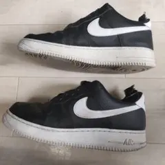 NIKE AIR スニーカー ブラック ホワイトjunk