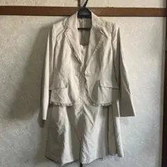 フリル付きスーツ、スカートセットアップ 11号