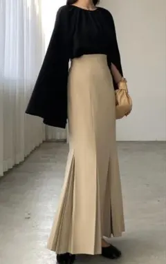 Louere ハイウエストフレアスカート ベージュ