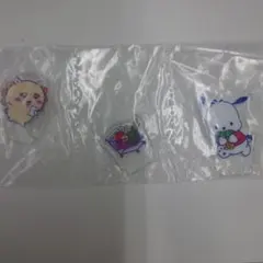 ちいかわ×サンリオ　レイヤーアクリルスタンド