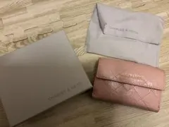 ブ*ー様 CHARLES & KEITH 三つ折り財布 ピンク