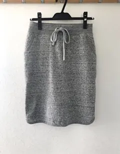 UNIQLOスウェットスカート グレー