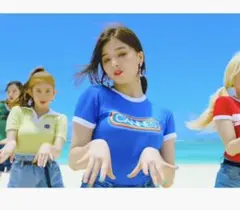 Item thumbnail for item 0a2f90cd-7a63-46e8-9e1a-c7d03d3fa16d