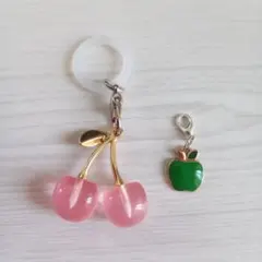さくらんぼとリンゴのチャームセット　アンブレラマーカーグリーンアップル