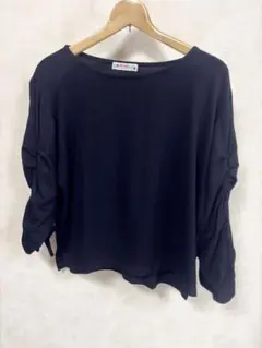 BEAMS HEART 長袖 カットソー ブラック 袖ギャザーのサムネイル