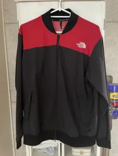 THE NORTH FACE ナイロンジャケット レッド/ブラック