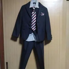 子供用スーツ　120センチ　クリーニング済　値引き依頼OKです。
