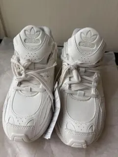 Item thumbnail for item 891cfd3d-227e-4f7a-a166-8705026d702b