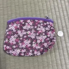 花柄ポーチ 紫色ファスナー