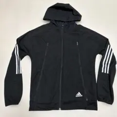 adidasのサムネイル