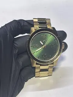 NIXON ゴールド腕時計のサムネイル