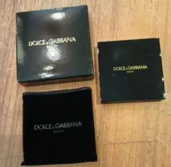 未使用品　DOLCE & GABBANA コンパクトミラー ポーチ付きのサムネイル