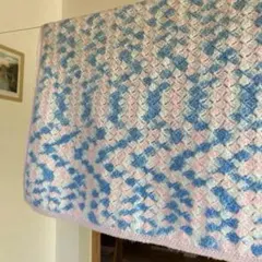 青と白の幾何学模様 リバーシブル ひざ掛け - メルカリ