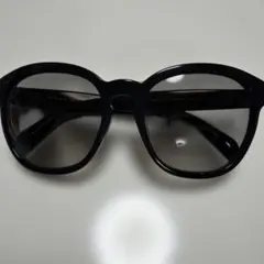 PRADA ブラック サングラス