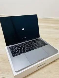 充放電回数81回 2020 MacBook Pro 13インチ 2ポート グレイ 充放電回数81回 2020 MacBook Pro 13インチ 2ポート グレイ - メルカリ