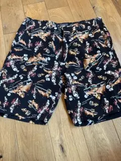 断*ン様 CRIMIE 総柄 ショートパンツ 30 黒のサムネイル