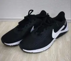 美品 Nike ランニングシューズ ブラック/ホワイト 27cm