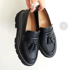 美品 あしながおじさん ❀ 天然皮革タッセルローファー 厚底のサムネイル