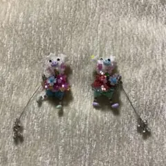 アルベロベロ　ビーズ刺繍 アニマルモチーフ ピアス 両耳用のサムネイル