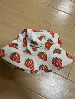 bobochoses 即完売いちご柄バケットハット 52cmのサムネイル