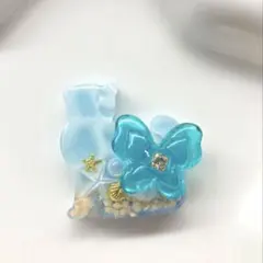 再販△】レジン ヘアゴム 海塗り猫ちゃん ミントブルー◡̈♥︎ - メルカリ
