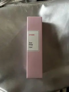 ETUDE Tear Drop Liner PK001のサムネイル